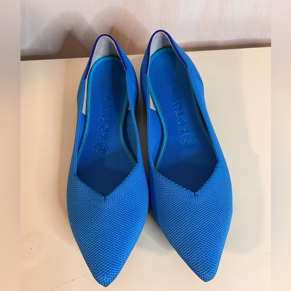 Rothy’s “The Point” flat in peacock (retired color) size 8